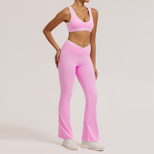 Ensemble de vêtements de sport et de yoga deux pièces pour femmes, séchage rapide, sans couture, pour la gym et l'entraînement, coupe ajustée - Product Image 2