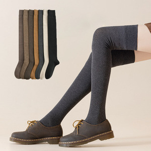 <span class=keywords><strong>Calze</strong></span> Alte al Ginocchio da Donna Autunno/Inverno, <span class=keywords><strong>Calze</strong></span> Lunghe Alla Moda, Calde e Sottili, Scaldamuscoli di Alta Qualità, Sexy <span class=keywords><strong>Calze</strong></span> Lunghe Sopra il Ginocchio - Product Image 1