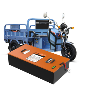 Batterie lithium-ion OEM adaptée 72v 180Ah pour tricycle avec BMS intelligent - Product Image 1