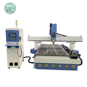 3D oyma makinesi salıncak kafası cnc router 4 eksen cnc router makine ile döner masa