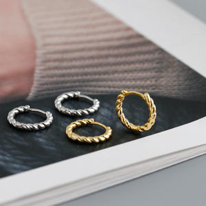 Descuento por Tiempo Limitado 70% Pendientes de Plata de Ley S925 con Oro de 18K y Circonitas Geométricas para Mujer, Joyería de Moda Colleen - Product Image 4