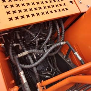 Excavatrice d'occasion Doosan Dx150 en bon état de fonctionnement, prix bas, 15 tonnes, boîte de vitesses hydraulique, modèle 2018, pompe hydraulique, moteur - Product Image 5