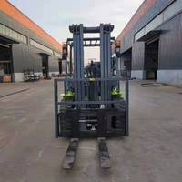 Runtx Marque 2500kg 3m-6m Triplex Mât Chariot Élévateur Solide Pneus Côté Shifter Moteur Diesel Prix Usine