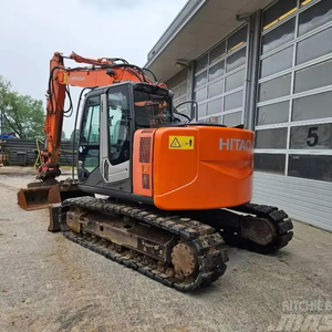Excavatrice Hitachi Zx135 d'occasion certifiée CE, d'origine japonaise, engin de construction sur chenilles. - Product Image 2