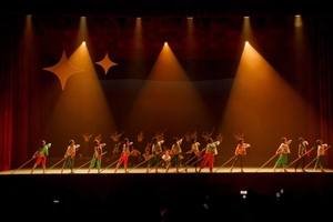 Polarlights LED 600W Marco de luz con cabezal móvil con perfil CMY CTO BSWF Luz con cabezal móvil para escenario de proyecto de estación de <span class=keywords><strong>TV</strong></span> de teatro - Product Image 6