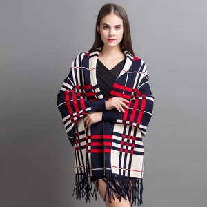 2020 Offre Spéciale chaud et à la mode châle à manches petit plaid châle femmes - Product Image 2