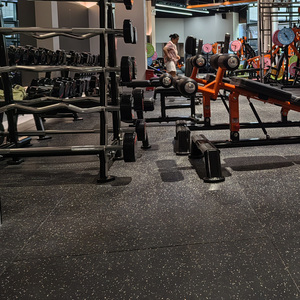 Tapis de sol de gymnastique en caoutchouc EPDM de haute qualité 10mm-50mm d'épaisseur Installation facile anti-dérapant pour les gymnases - Product Image 6