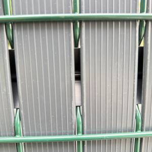 Panneaux de clôture de jardin 3D en <span class=keywords><strong>PVC</strong></span> rigide, lames d'<span class=keywords><strong>occultation</strong></span> <span class=keywords><strong>PVC</strong></span> pour kit de latte, pour cadre métallique de 2,5 m - Product Image 2