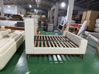 Disen Furniture Custom ized Modernes Schlafzimmer bett Neue übergroße weiße körnige Stoff gepolsterte Massivholz struktur für Wohnung