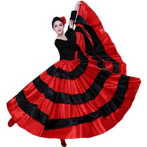 Tenue <span class=keywords><strong>de</strong></span> <span class=keywords><strong>spectacle</strong></span> <span class=keywords><strong>flamenco</strong></span> classique rouge et noire pour femmes, jupe large 180-720 degrés pour <span class=keywords><strong>spectacle</strong></span> <span class=keywords><strong>de</strong></span> <span class=keywords><strong>danse</strong></span> - Product Image 4