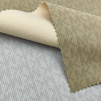 Tissu en microfibre souple de qualité textile PU avec support tricoté 300GSM, résistant à l'usure, épaisseur 0,6 mm pour vestes et manteaux