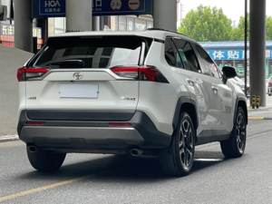 SUV Toyota RAV-4 Essence Intégral (AWD) Haut de Gamme 2020 Disponible en Stock en Chine – Véhicule d'<span class=keywords><strong>Occasion</strong></span> - Product Image 3