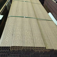 Plancher extérieur de haute qualité Wpc Planche de terrasse composite creuse Planche de terrasse résistante aux fissures