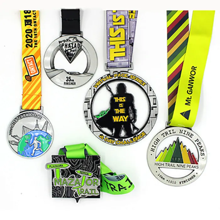 Disesuaikan Multi Warna 2D 3D logam paduan penghargaan Logo kustom medali olahraga emas dan trofi