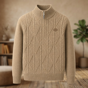 Pull en laine respirant anti-plis et anti-rétrécissement pour homme, col roulé mi-haut avec logo tricoté sur le devant - Product Image 3