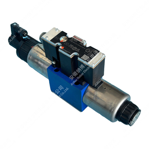 R900965185 4WREE10W1-50-2X/G24K31/F1V ตัวควบคุมทิศทางแบบสัดส่วน - Product Image 3