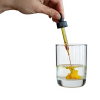 Complément alimentaire pour l'équilibre hormonal des adultes, gouttes liquides d'extrait de feuille de molène avec cohosh noir et baie de girofle, liquide oral