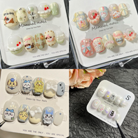 Nouveautés 2026 : Faux ongles à presser courts et ronds faits main, en gel acrylique, avec fleurs 3D et motifs diamant, pour manucure estivale, cadeaux pour filles