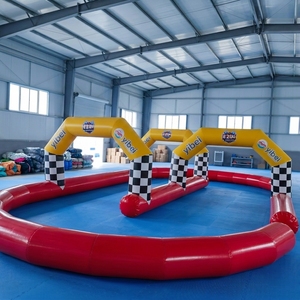 Voitures à bascule gonflables pour enfants, nouvelle conception personnalisée, imperméables, en PVC, avec piste de course et tunnel - Product Image 1