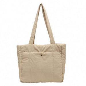 Sac fourre-tout matelassé en tissu de coton moelleux, personnalisé et brodé, de haute qualité, pour le bureau, en promotion directe usine - Product Image 1