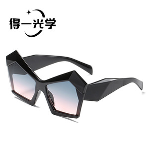 Large Frame Women <b>Sunglasses</b> Black PC UV400 Type 3 Sunshades European American Style - Product Image 2