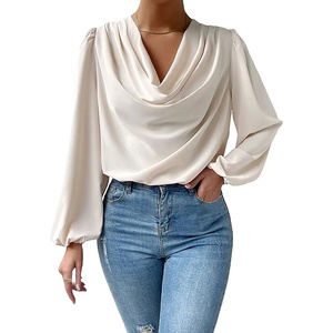 Camicetta da donna in raso setoso con scollo a V e maniche lunghe a sbuffo, vestibilità ampia ed elegante, perfetta per serate in discoteca, uscite notturne e occasioni speciali - Collezione 2026 - Product Image 1