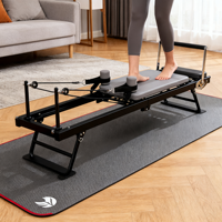 Nouveau design de reformer de Pilates avec technologie de capteur intelligent pour suivre la forme et les répétitions