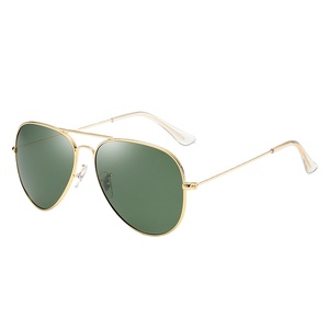Lunettes de soleil pilote en acier inoxydable de haute qualité pour hommes, lunettes de soleil polarisées aviation couleur Revo pour femmes - Product Image 1