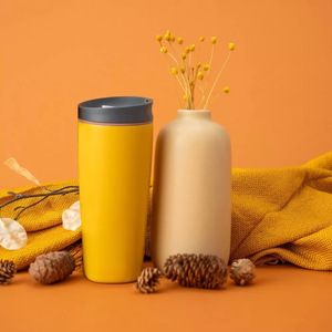Nouvelle tasse à café isotherme en acier inoxydable à double paroi de 20 oz avec logo personnalisé, design original, couvercle anti-fuite, qualité supérieure, pour voiture - Product Image 3