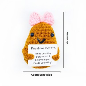 Poupée pomme de terre en tissu peluche doux, crochetée à la main, avec rembourrage en PP, style vif et amusant, cadeau d'anniversaire tricoté - Product Image 3