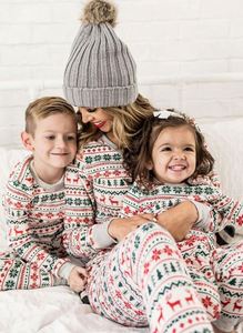 Conjuntos de Pijamas de Natal com Estampa de Floco de Neve, Roupas em Família para o Natal, Pijamas para Pais e Filhos - Product Image 4