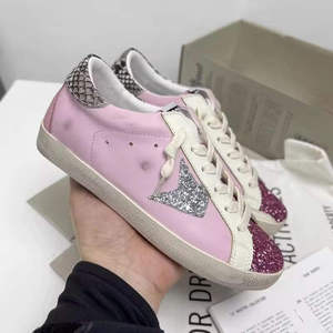 Envío Directo: Zapatos Planos de Lujo a la Moda, Zapatos Casuales Blancos con Estrella, Zapatos Deportivos - Product Image 2