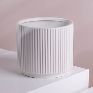 LUYI Fournitures de jardinage : Petits pots de fleurs modernes en céramique blanche émaillée pour herbes aromatiques d'intérieur et décoration de la maison, vente en gros - Product Image 6
