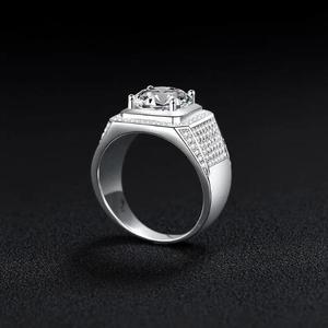 Anillo de Diamantes Moissanite de Plata de Ley 925 de Lujo Estilo Hip Hop, Joyería Fina Unisex Personalizada VVS para Moda y Regalo - Product Image 1