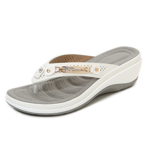 Vente <span class=keywords><strong>en</strong></span> gros de tongs pour femmes, tongs de plage, tongs décontractées d'été, tongs pour femmes grandes tailles <span class=keywords><strong>en</strong></span> vente - Product Image 3