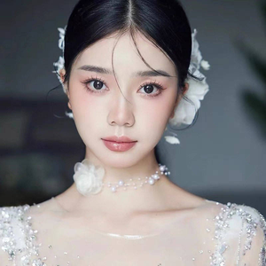 Collier ras du cou de style forêt Lyonia Ovalifolia pour femme Chaîne de clavicule en perles délicates d'inspiration française conçue par niche - Product Image 1