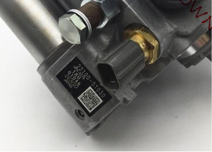 22100-51032 injection pump 294050-027# 22100-51032 pump for toyota Land Cruiser 1VD-FTV, V8 D-4D common rail pump 22100-51032