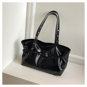Sacs à bandoulière en cuir PU de haute qualité, grande capacité, pour étudiantes, sac à bandoulière simple pour filles, sacs fourre-tout décontractés et tendance pour femmes - Product Image 1