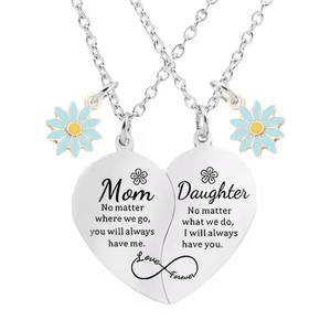 Collar a juego <span class=keywords><strong>de</strong></span> corazón <span class=keywords><strong>de</strong></span> acero inoxidable <span class=keywords><strong>de</strong></span> 2 uds para mejores amigos Daisy Charm Not Sisters by Blood collares joyería <span class=keywords><strong>de</strong></span> amistad - Product Image 2