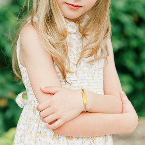 สร้อยข้อมือเด็กน่ารัก ชุบทอง สแตนเลสสตีล รูปหัวใจโปร่ง สำหรับเด็ก - Product Image 4
