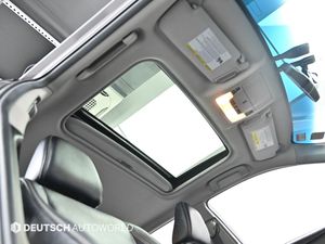 Toyota Camry Hybride Essence-Électrique 2015, Conduite à Gauche, Transmission Automatique, Excellent Régime Économique, Conduite Fluide - Product Image 5
