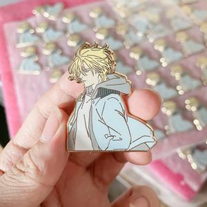 Épingle de logo personnalisé en émail dur pour costume et chemise cadeau en métal artisanat fabricant Chine épinglettes - Product Image 6