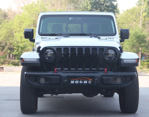 Camionnette <span class=keywords><strong>Jeep</strong></span> Gladiator à quatre roues d'occasion Moteur à essence <span class=keywords><strong>3</strong></span>,6 L - Product Image 3