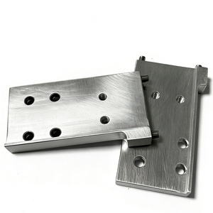 Système de refroidissement intégré avec radiateur à plaque en alliage d'aluminium usiné CNC S19, refroidi par eau, accessoires à fort taux de réachat - Product Image 1