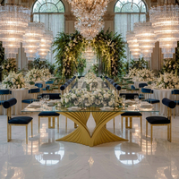 Pied en acier inoxydable dessus en verre Unique moderne luxe 8 places mariage événement table à manger ensemble avec chaise