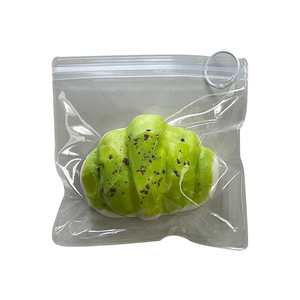 Jouets à presser en silicone populaires et adaptés à l'âge, 11 cm, en forme d'avocat et de croissant, de qualité alimentaire, pour tous les âges, pour le soulagement du stress et la décompression - Product Image 2