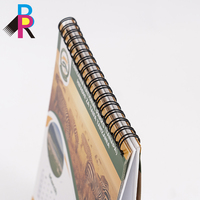 Planificateur de bureau en papier recyclé écologique personnalisé offset en couleur calendrier de rappel de vacances brillant aux points UV