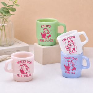 Taza de Vidrio Personalizada con Texto o Letra, Apilable, con Temática de Lectura, Taza de Café, Diseño Retro Clásico, Regalo Empresarial - Product Image 2