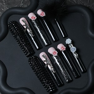 Uñas acrílicas artesanales de alta gama al por mayor, uñas postizas cuadradas de cobertura completa, con pedrería negra, pompones, personalizables. - Product Image 2