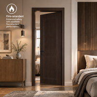 Porte intérieure plate moderne en WPC avec panneau sculpté, laminage membranaire, motifs variés, économique, minimaliste, écologique, ISO